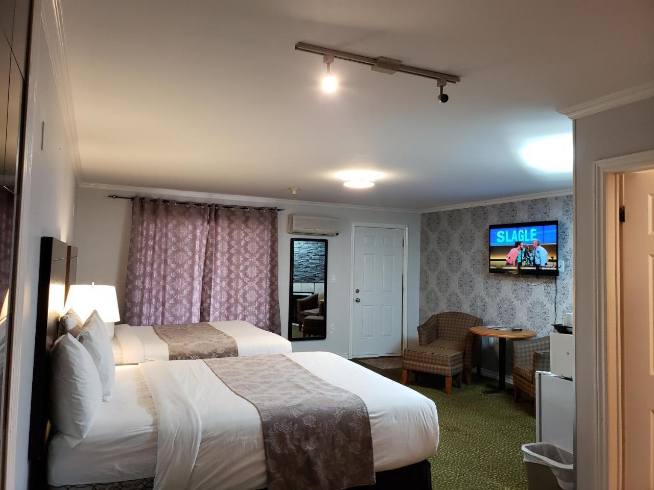 Regency Inn & Suites 콘웰 외부 사진