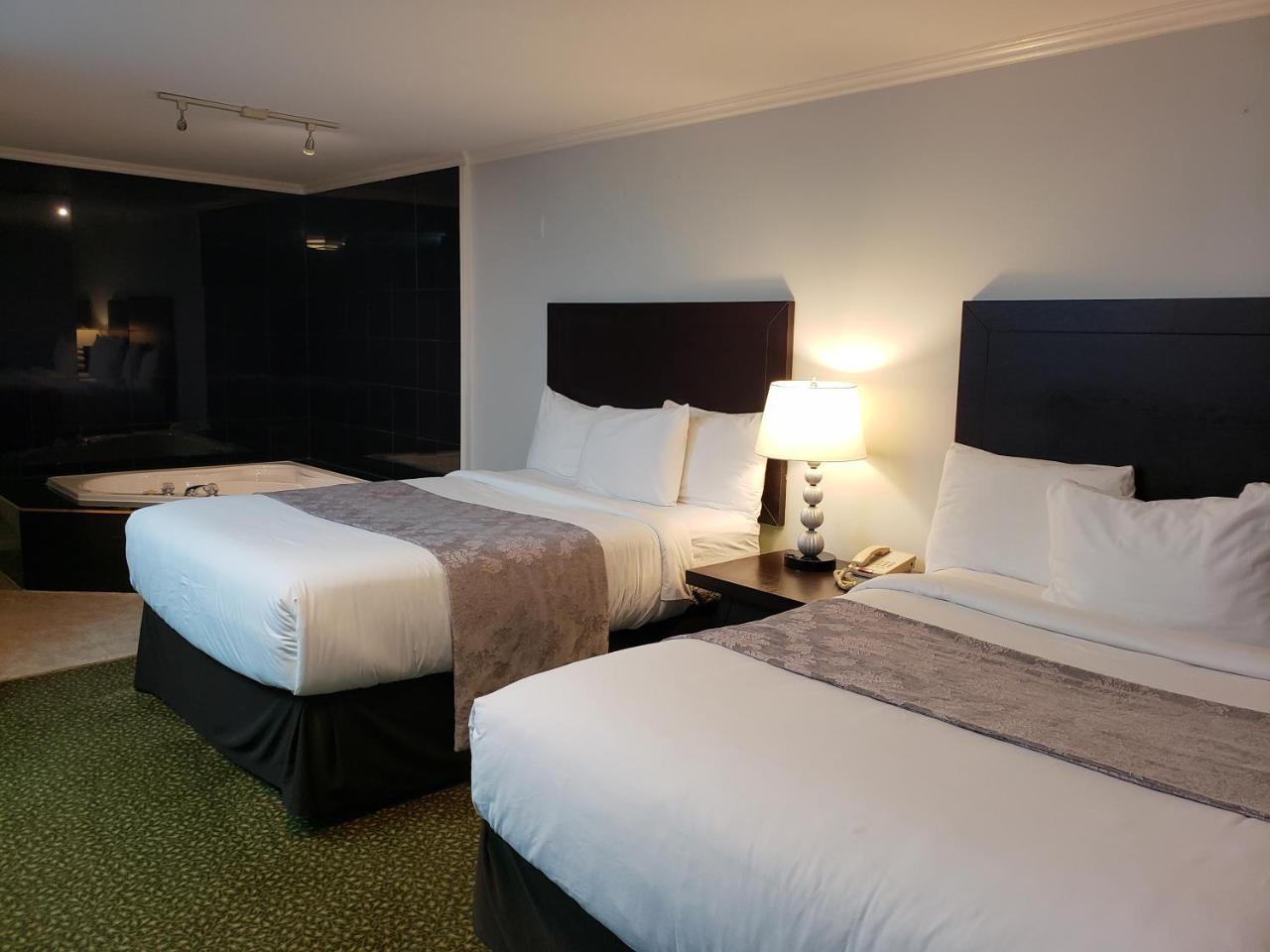 Regency Inn & Suites 콘웰 외부 사진