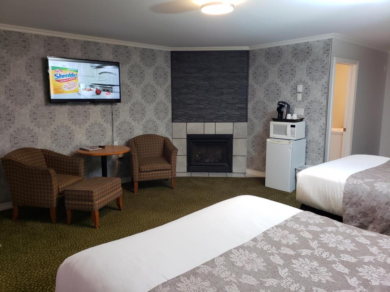 Regency Inn & Suites 콘웰 외부 사진